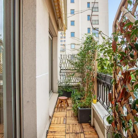 Bright T4 With Terrace - Welkeys *